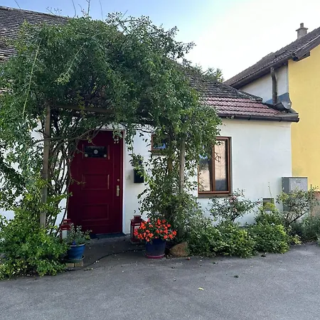 Apartment Lillys 3 In 3430 Tulln