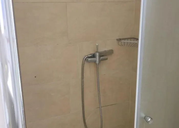 Lillys 3 In 3430 Tulln